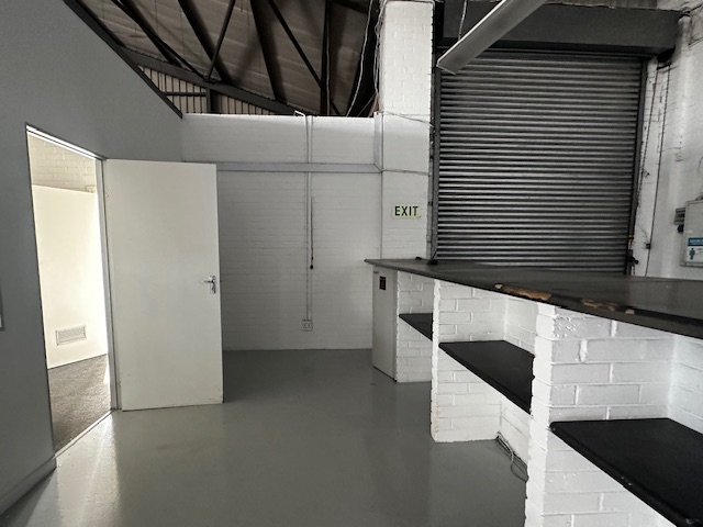 To Let Commercial Property for Rent in Maitland Western Cape